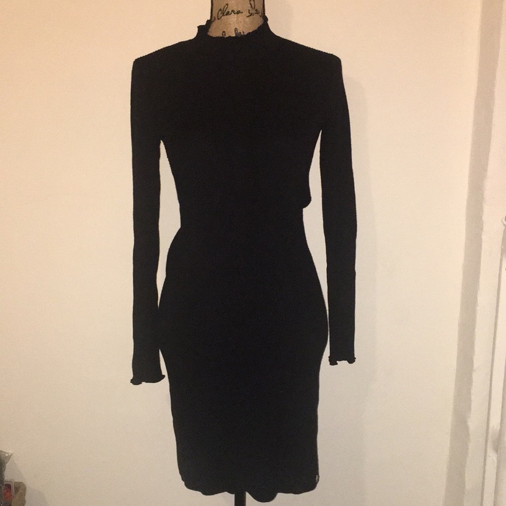 Dress - Picture 2 of 7